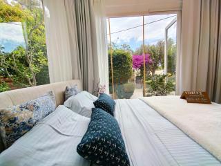 Villa Del Mar with Heated Pool & Spa - 7