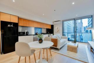 Newly Refurbished 1 BDR CBD Studio on Liverpool St - 2