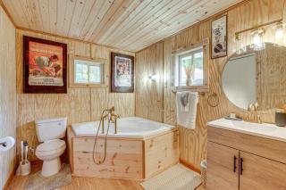 Walk to Town: Fayetteville Retreat w/ Hot Tub! - 1