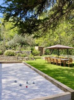 Villa 6 à 12 pers avec piscine et boulodrome, calme - 3