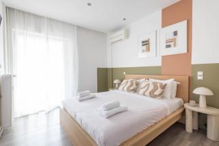 An Impressive 2 bdr Apt in Glyfada - 1