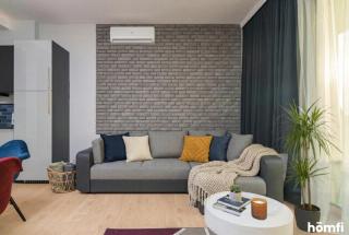 Golden River Apartment - homfi Collection - 5
