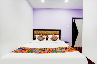 FabHotel Triotel Inn - 6