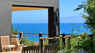 Modern Holiday Home With Exceptional Sea Views - 0