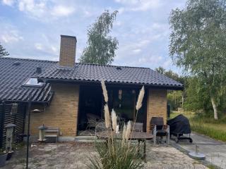 Lovely Summer Villa In Natural Surroundings - 0