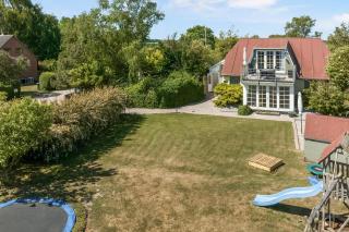 Child-Friendly Cottage With Large Indoor Pool - 5