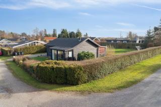House With A Beautiful View Of The Sea And Bogø - 0