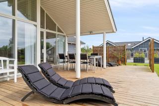 Charming Holiday Home With Many Activities - 8