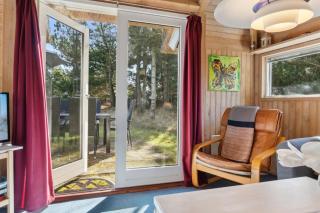 Lovely Summer House In A Scenic Natural Area - 3