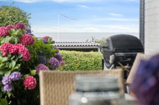 Lovely Summerhouse By Skaastrup Strand W Sea View - 6