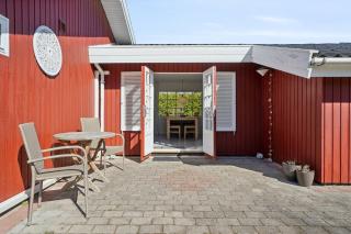 Family-Friendly Cottage Secluded 3 Terraces - 4