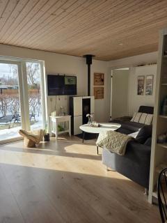 Lovely Newer Holiday Home Near Beautiful Beach - 2