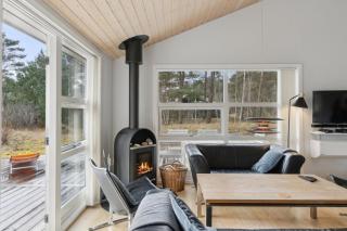 Lovely Cottage Near A Fantastic Beach - 4