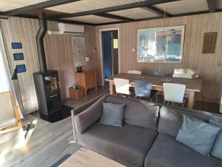 Lovely Family Cottage Near Child-Friendly Beach - 5
