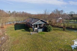 Cottage Near Idyllic Peaceful Sandy Beach - 7