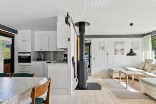 Holiday Paradise With Pool Near Havnsø Beach - 3