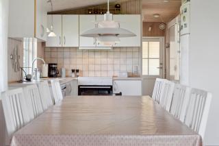 Lovely Cottage Within Walking Distance To The Sea - 4