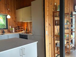 Cozy Summer House With New Kitchen And Bathroom - 8