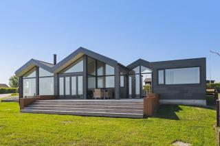 Seaside Cottage With A Stunning View - 9