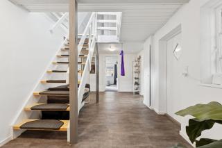 Cosy And Modern House In Peaceful Setting - 1