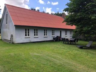 Charming Holiday Home With Plenty Of Space - 9