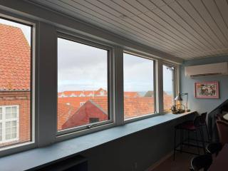 Bright Apartment Near Sea And Harbour - 1