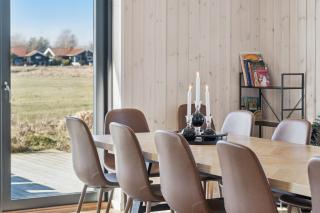 Modern Holiday Home With Spa For 10 People - 8