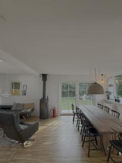 Lovely Year-Round Home With Sea View - 4