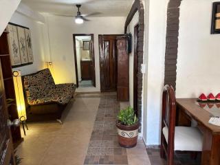 Charming 1BR in Romantic Zone, AC, Great Location - 4