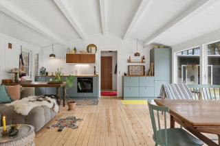 Holiday Home With Fire Pit And Space To Play - 4