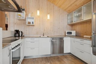 Family-Friendly Holiday Home With Spa And Sauna - 1