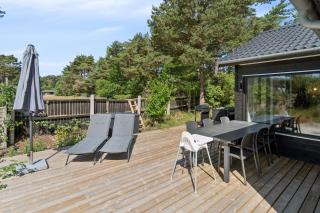 Modern Holiday Home Near Beach And Nature - 9