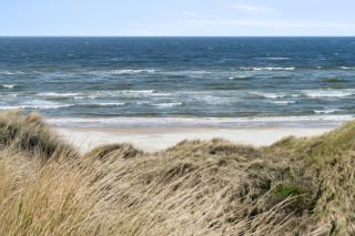 Front Row To The North Sea In Modern House - 9
