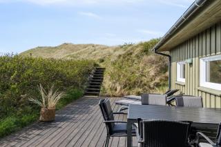 Front Row To The North Sea In Modern House - 5