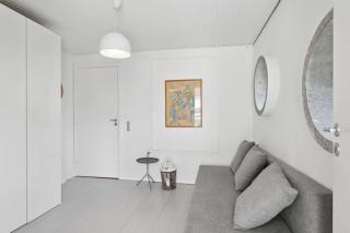 Holiday Home With Private Beach And Sea View - 5