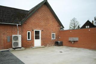 Two-Storey Holiday Home Near The Water - 8