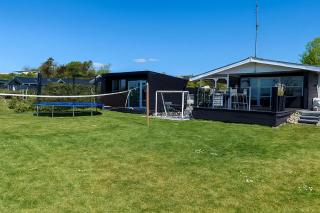 Holiday Home With Sea View - 8