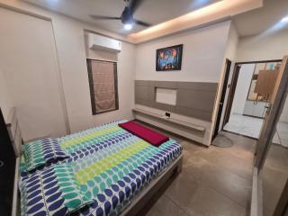 Shantai Homestay 3BHK Luxurious flat For Family - 6