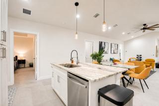 New Modern Coastal Retreat Near Beach & Downtown! - 1