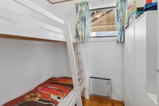 Cozy Holiday Home Near Beach And Town Life - 1