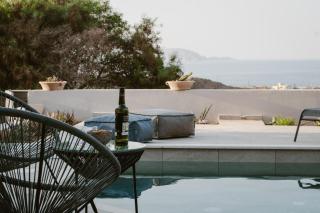 Villa Alice On The Rocks - 9