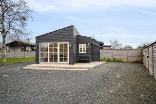 Super Cozy Holiday Home In Nordic Style In Høll - 5