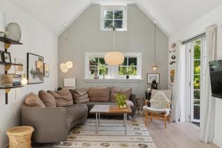 Cozy Holiday Home In Scenic Rågeleje - 8