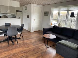 Lovely Holiday Home 80 M From The Water - 8