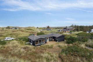 Well-Kept 70S Holiday Home Near The North Sea - 3