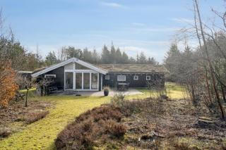 Lovely Holiday Home With Spa Sauna And Peace - 0