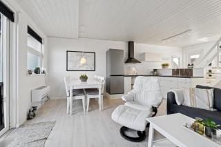 Seafront Holiday Home 4 Ppl 30 M Sea - 6