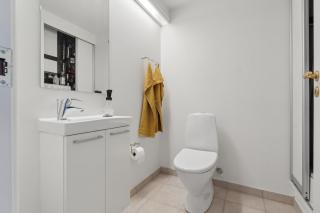 Lovely Holiday Home With Harbor View - 5
