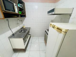 2 quartos, 2 banheiros, sala e cozinha - 2 minutos para a praiano Porto da Barra - 201-40 - 5