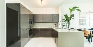 The bond on Brickell ID. 4600 - 9